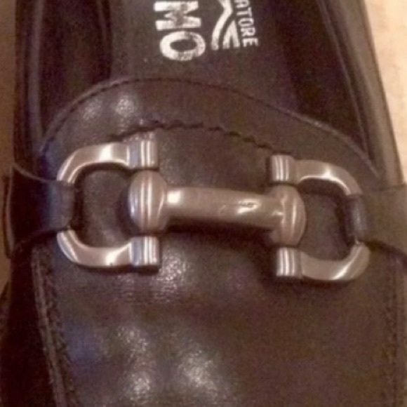 SALVATORE FERRAGAMO Black Leather Loafer Silver Equestrian Horse Bit Detail NICE - Picture 3 of 6